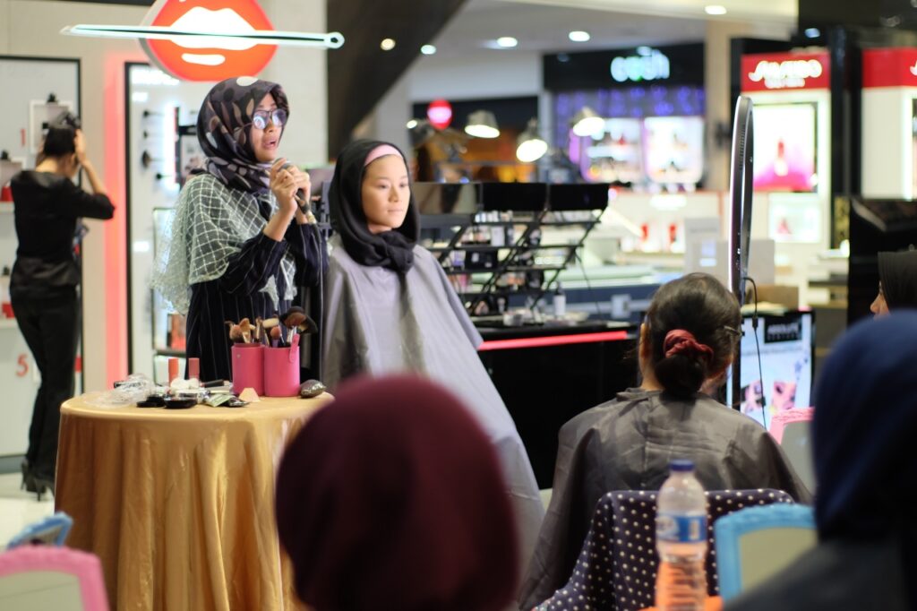 Absolute New York | Makeup Cours
