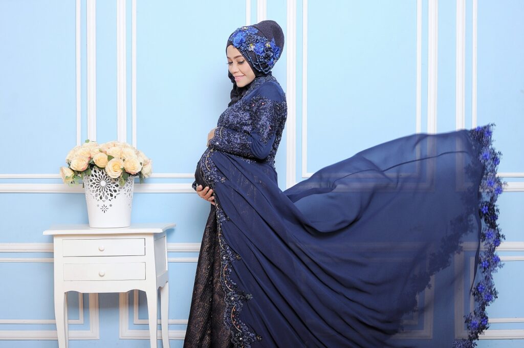 Ata Shofia Maternity Self Makeup